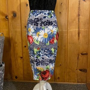NWOT floral skirt